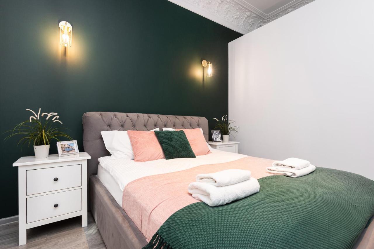 Luxury Old Town Topolowa Apartment
